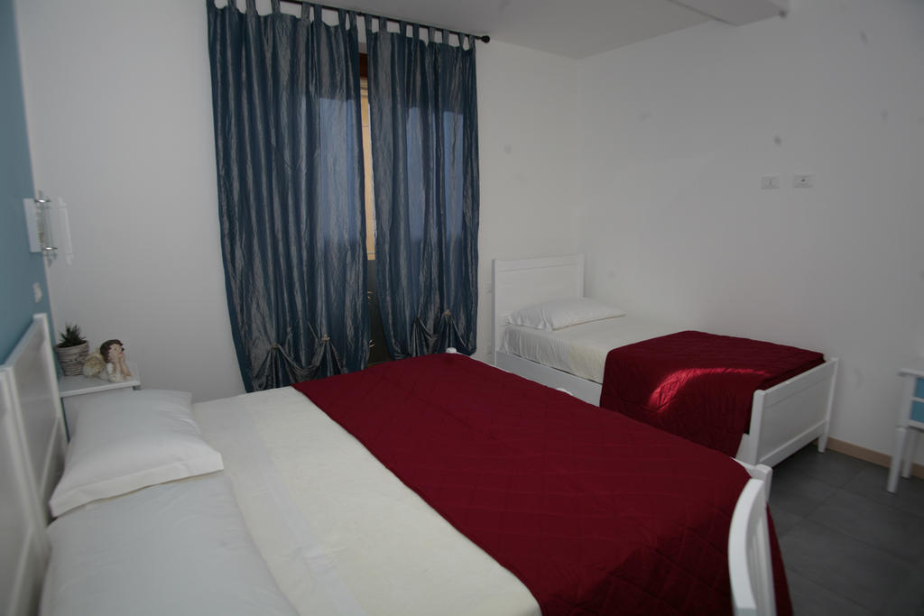 Bed & Breakfast Nettuno Comun Nuovo ห้อง รูปภาพ