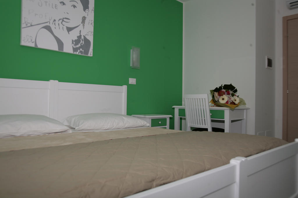 Bed & Breakfast Nettuno Bed & Breakfast Comun Nuovo ห้อง รูปภาพ