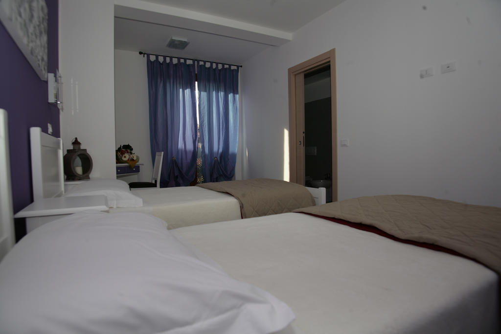 Bed & Breakfast Nettuno Bed & Breakfast Comun Nuovo ห้อง รูปภาพ