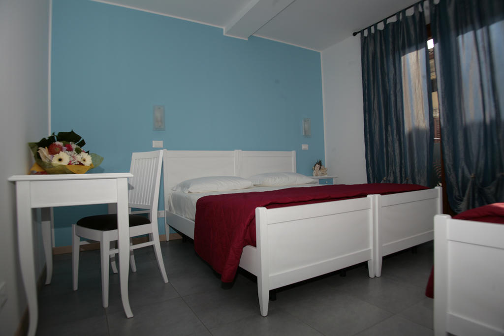 Bed & Breakfast Nettuno Bed & Breakfast Comun Nuovo ห้อง รูปภาพ